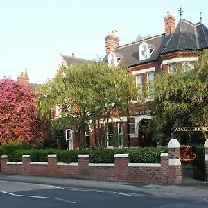 Guest house Ascot House ****